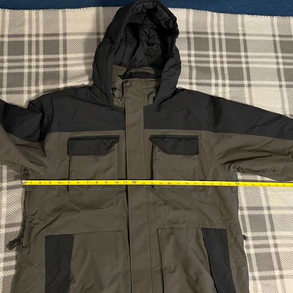 Duluth Trading Co Whaleback Waterproof Winter Jacket - Picture 10 of 16